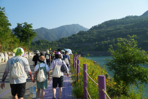 동해소금길, 생태·역사 결합 '명품 트레킹' 가능성 입증 - 뉴스 썸네일 이미지