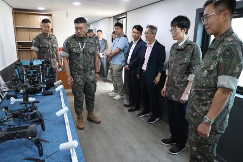 조달청, 드론·안티드론 혁신제품 '군(軍) 실증 현장' 점검 - 뉴스 썸네일 이미지